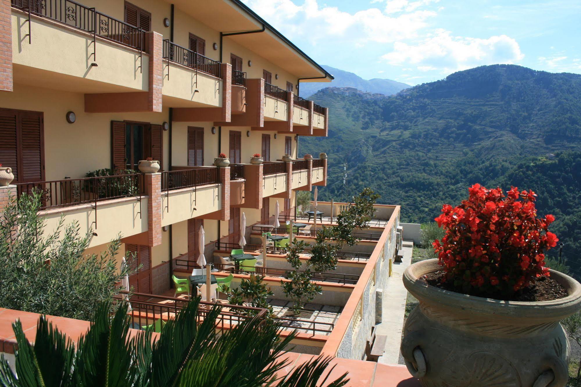 Hotel La Loggia Tortora Exterior photo